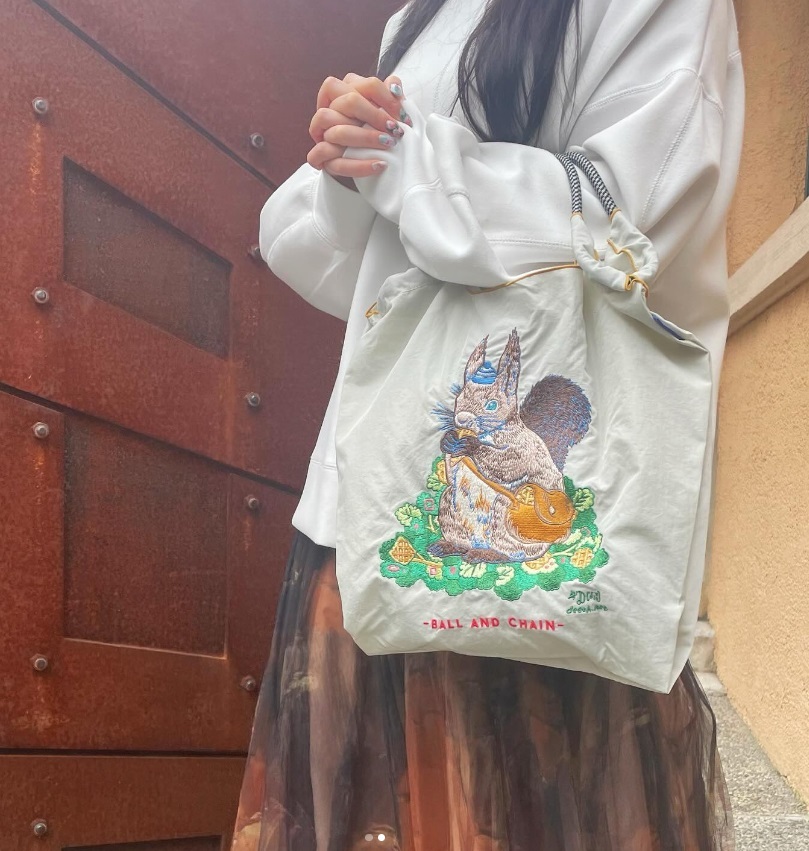 Ball＆Chain 刺繡環保購物袋 M號 - 淺灰 (31301127)