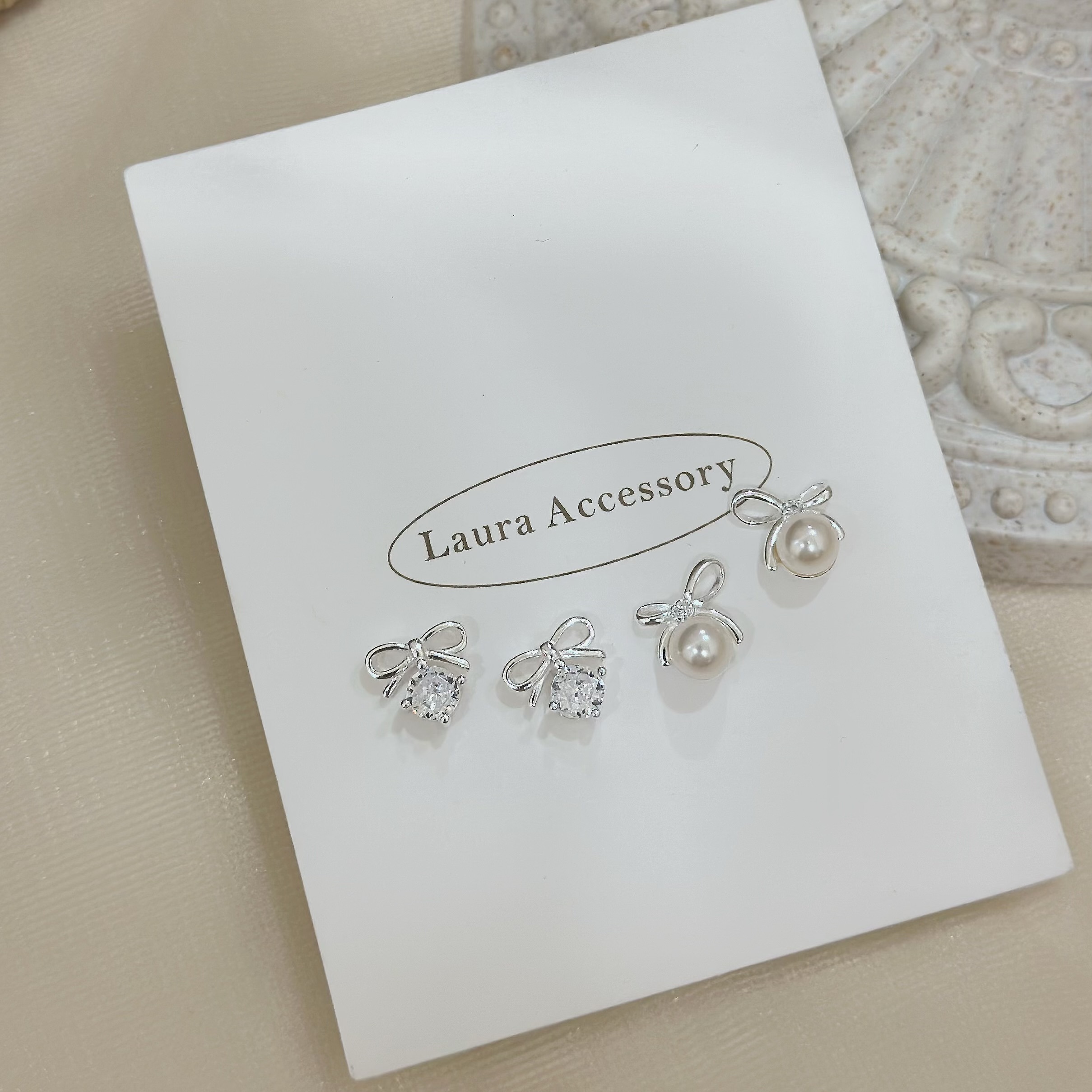 F65蝴蝶結單鑽純銀耳針