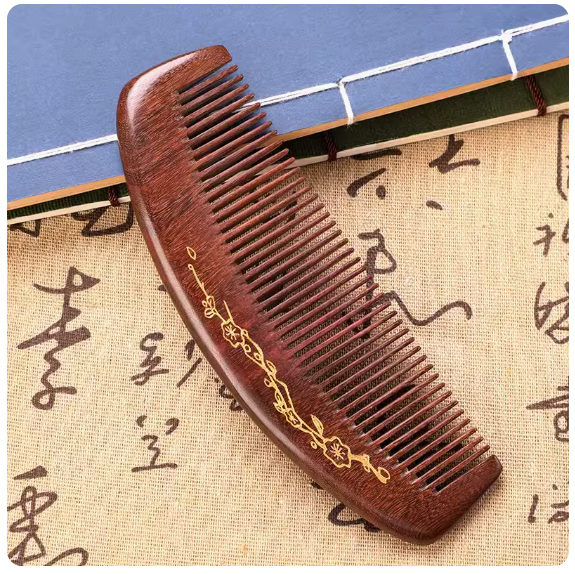 Hotly recommended household natural sandalwood comb ([17cm crescent moon model] hot stamped sandalwood comb)