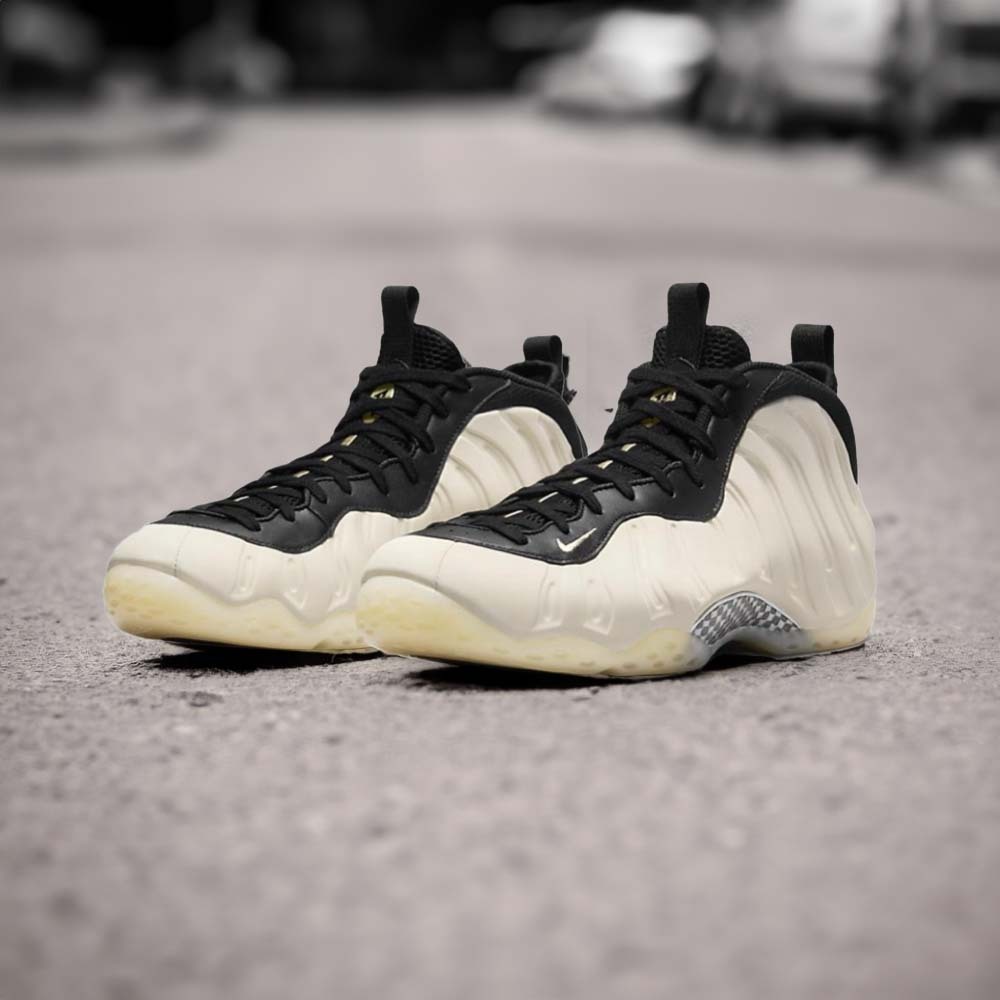 Nike Air Foamposite One Light Orewood Brown and Black 米白黑 FD5855-002