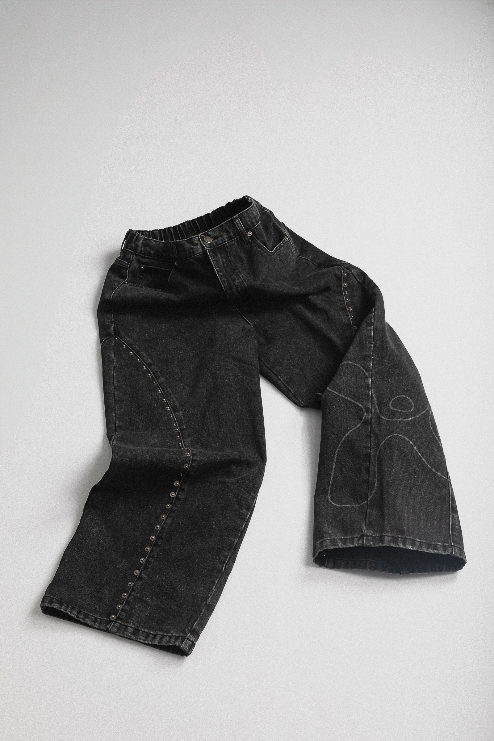 Kaesy Silver Rivet Baggy Jeans - Faded Black