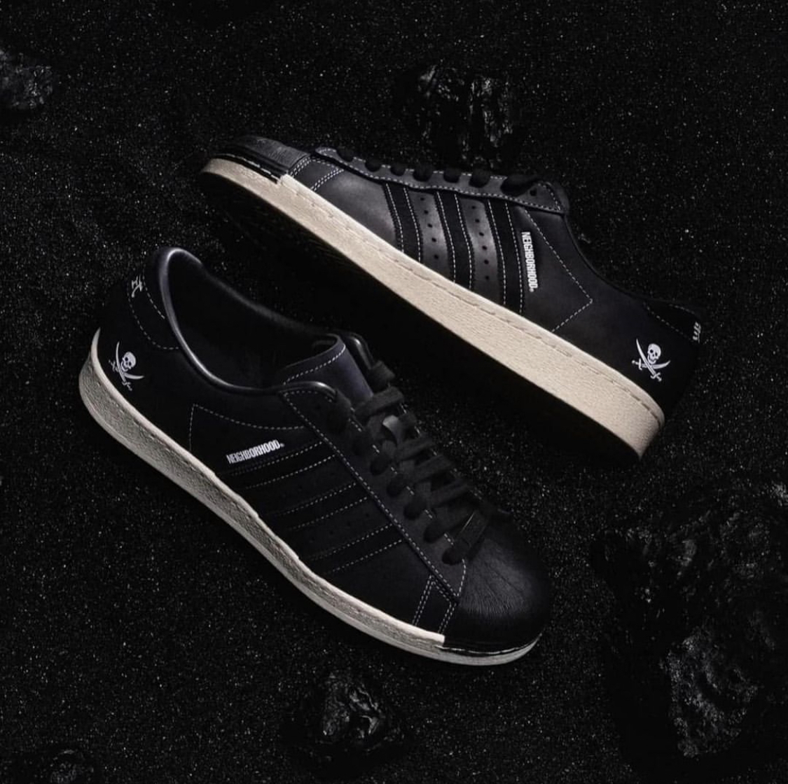 【APAIR】預購 neighborhood x adidas Originals superstar 30週年紀念款 致敬2005年 黑奶油底 聯名款 ID8650