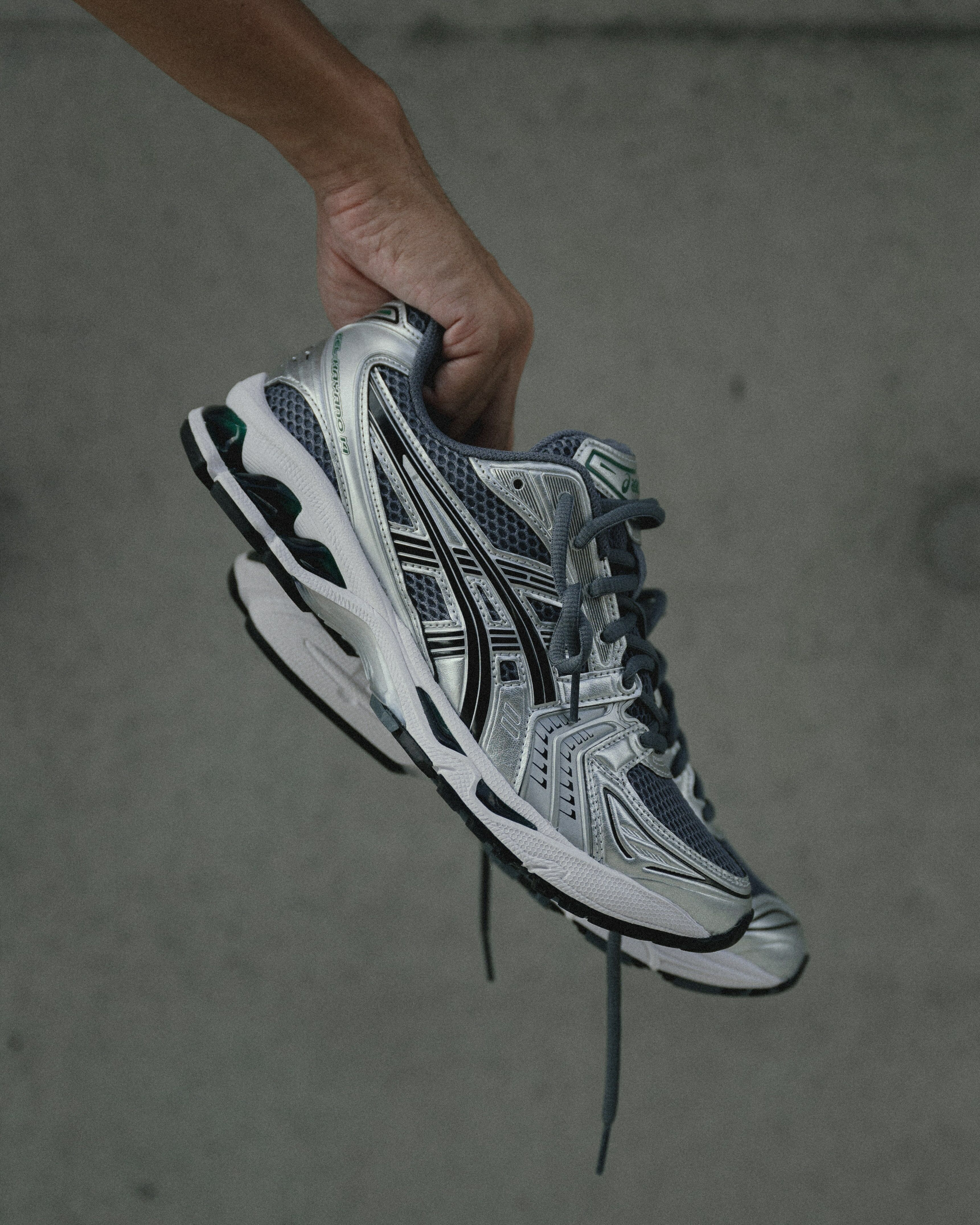 [現貨] ASICS GEL-KAYANO 14 Anthracite Metallic Silver | 1203A537-020