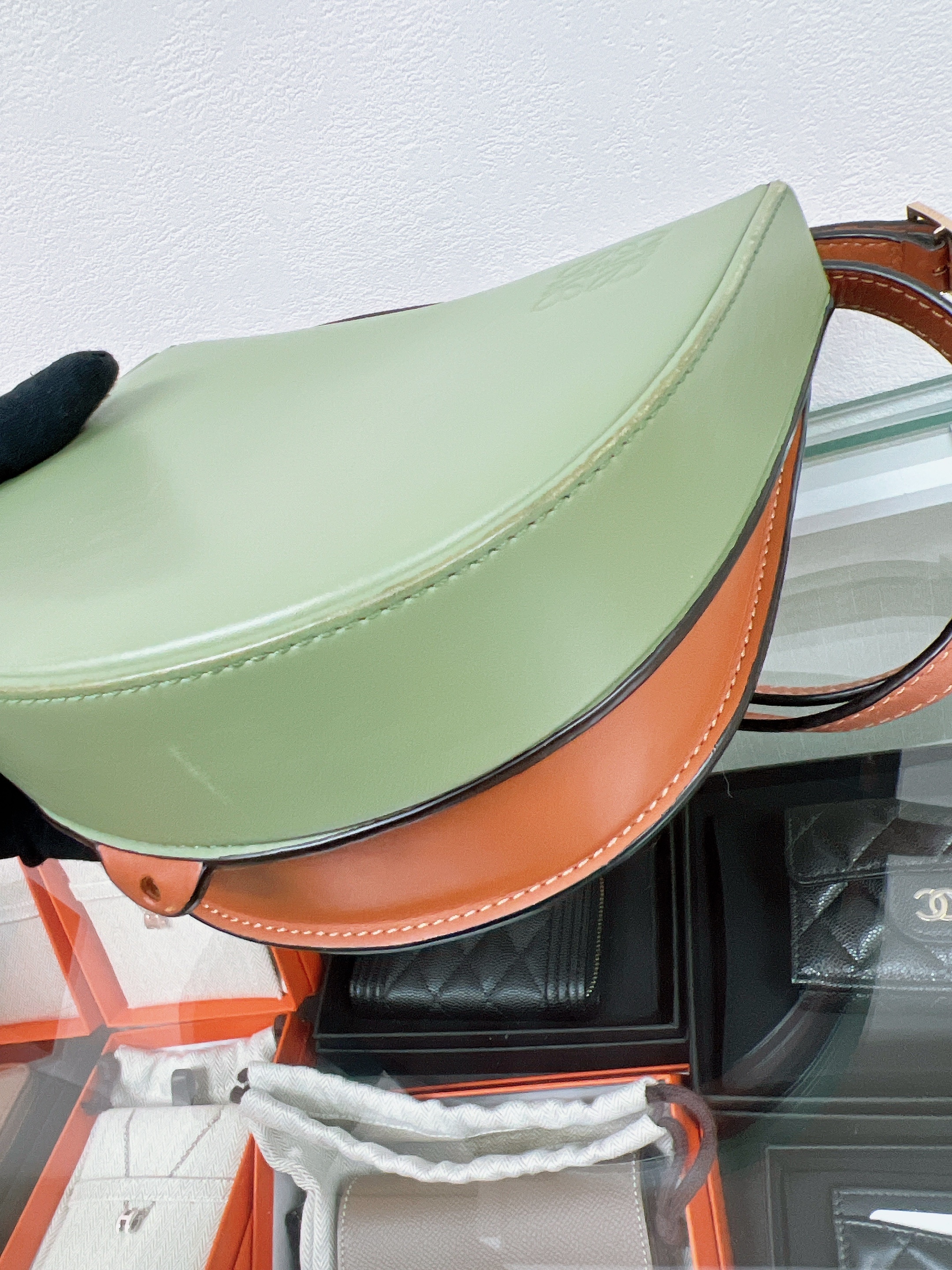 Loewe heel duo bag (avocado)