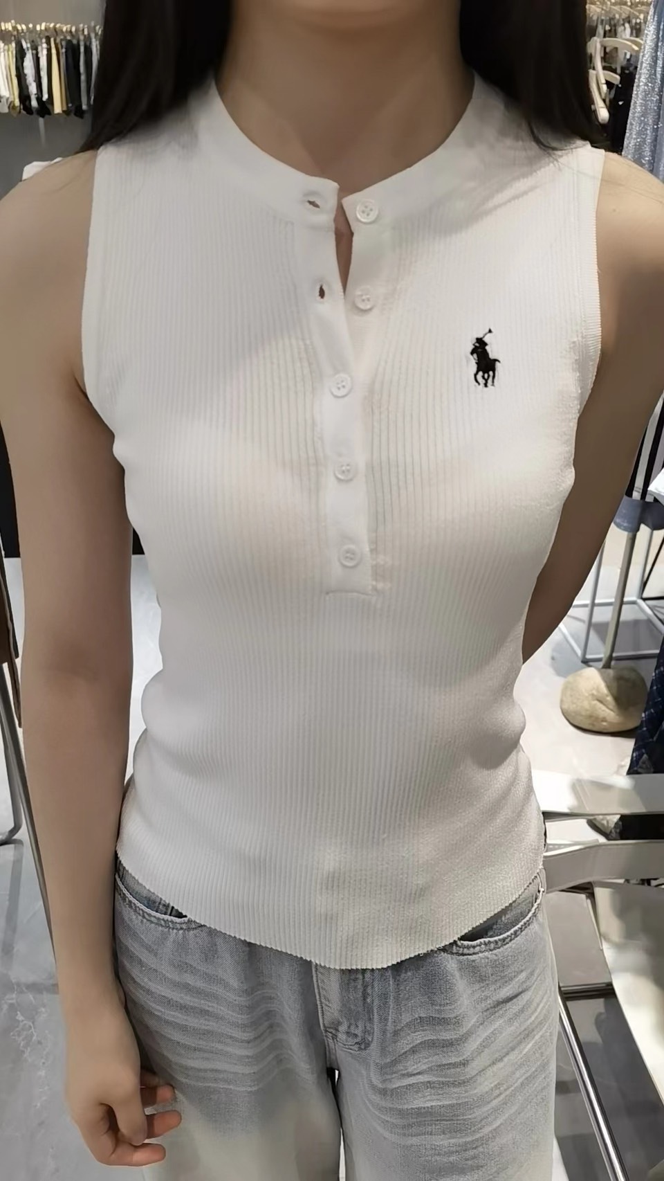 修身版刺繡針織背心(特價)