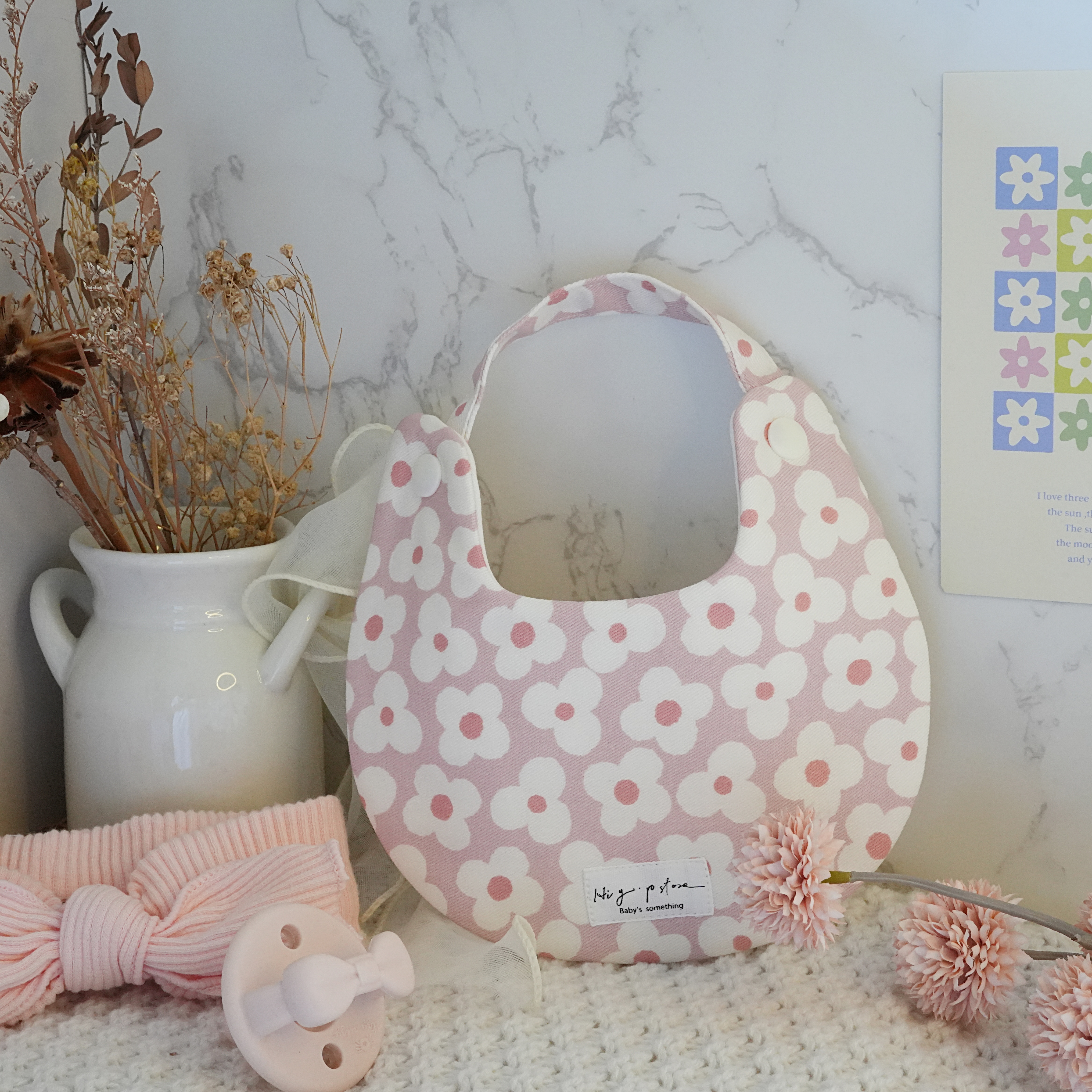 Hi Y.P store-手作圍兜-幾何粉花