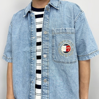 Tommy Jeans 電繡桂冠徽章 牛仔襯衫 短袖襯衫 襯衫外套