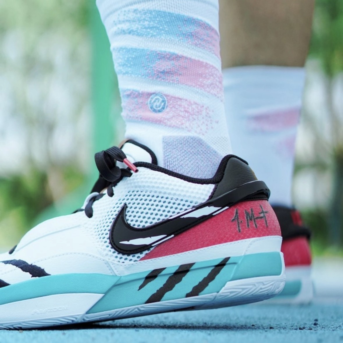 Nike JA 1 EP "Reverse Scratch" 灰熊爪痕 白紅黑 湖水綠 主場配色 鴛鴦 訓練實戰 低筒籃球鞋 莫蘭特 男女鞋