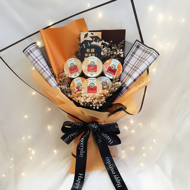 6入京都念慈庵潤喉糖花束(加乾燥永生花)