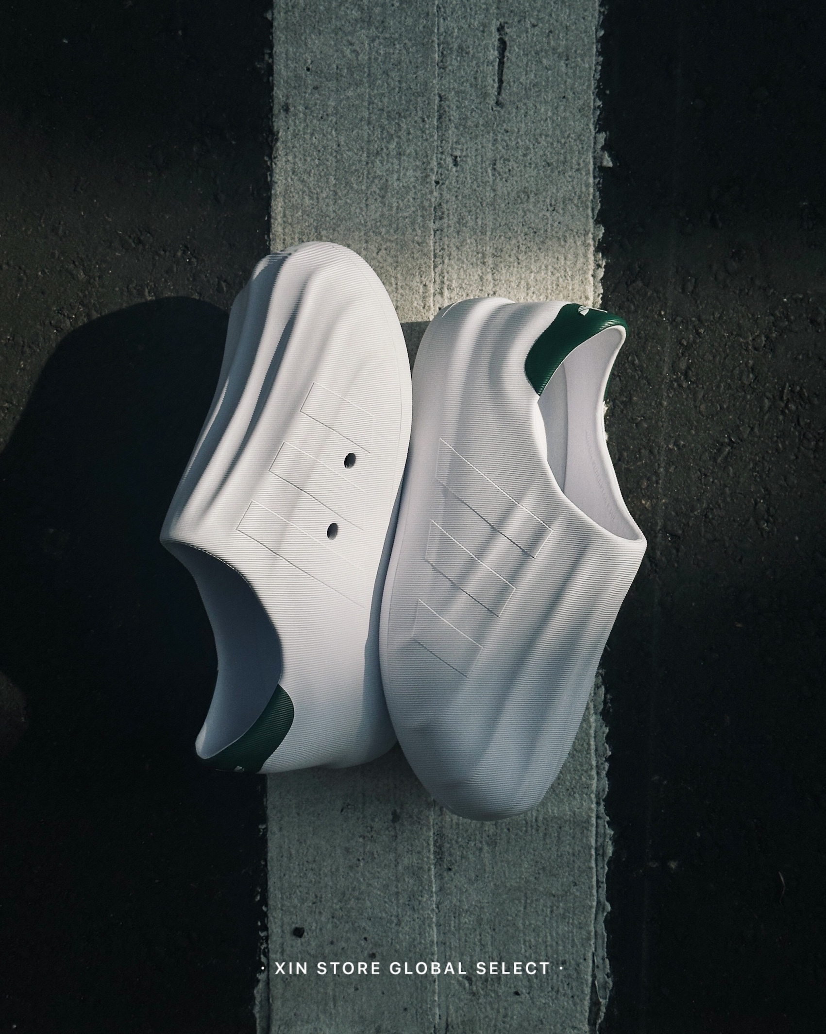 【現貨】Adidas Adifom Superstar 貝殼鞋 時尚 休閒鞋 二色