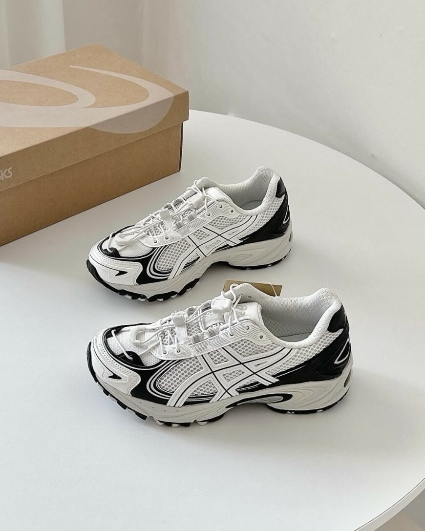 KTQ STORE ‧ Asics Gel-Kahana TR V4 黑白 1203A497-100