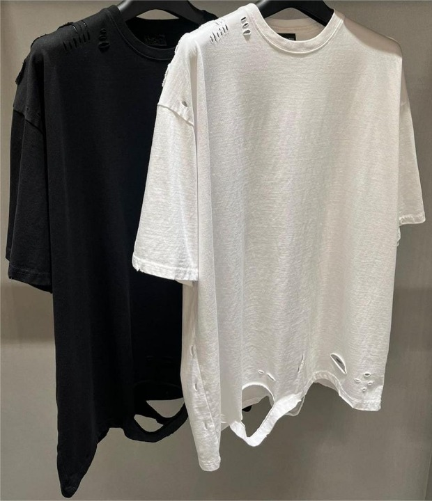 Free way破洞短袖T恤