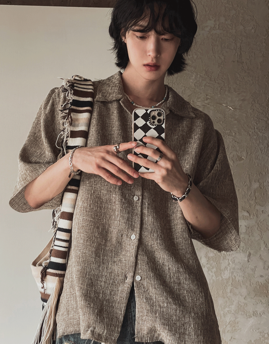 微小粗花呢敞開領裁剪亞麻襯衫