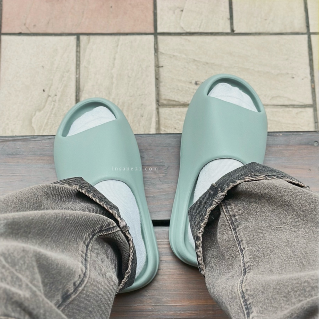 ADIDAS YEEZY SLIDE SALT 薄荷綠ID5480