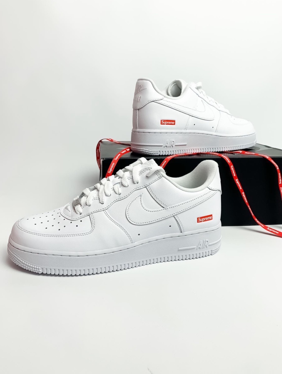 Supreme X Nike Air Force 1 07 聯名款 白色 (CU9225-100)