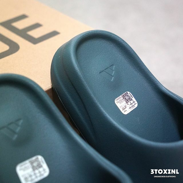 (現貨) Adidas Yeezy Slide - Slate Marine