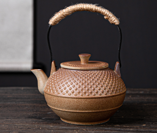 Popular teapot (firewood--polka dot teapot)