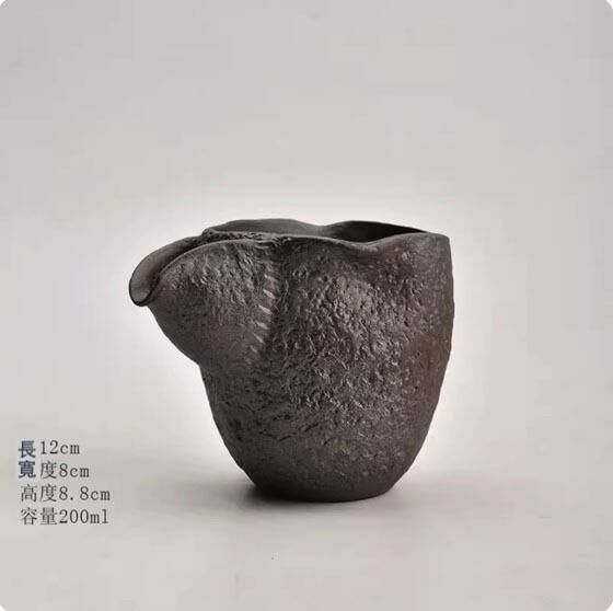 Popular tea-making tea dispenser fair cup (stone pottery hand-pressed right-hand fair cup)