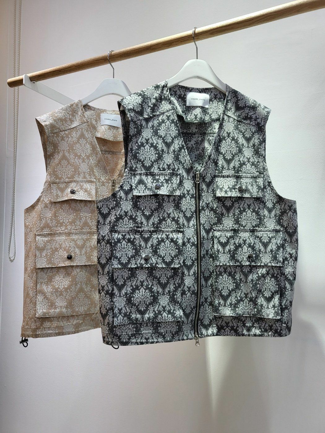 V領花紋背心褸 Crunky_youth-050V