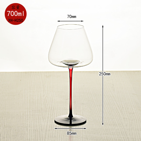 New [1 piece] black tie red wine glass (capacity: 700ml)