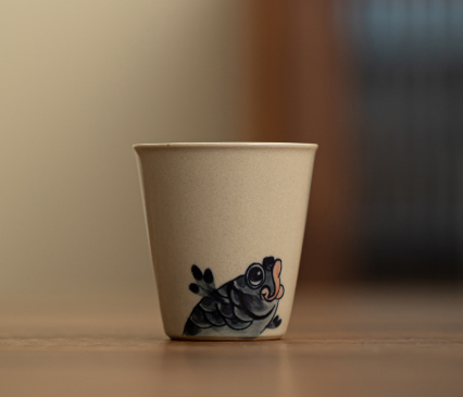 新款陶瓷喝茶小杯子（草木灰-手繪茶杯【有魚藍】）