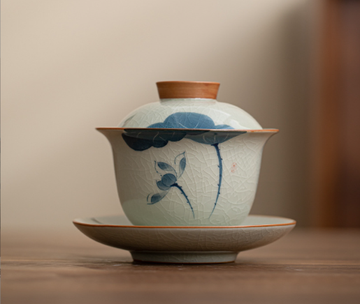 New tea cups and bowls (hand-painted by Ge Kiln--covered bowl [Blue Lotus])