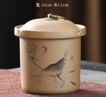 New ashtray (original ceramic ashtray with lid---Ailian said)