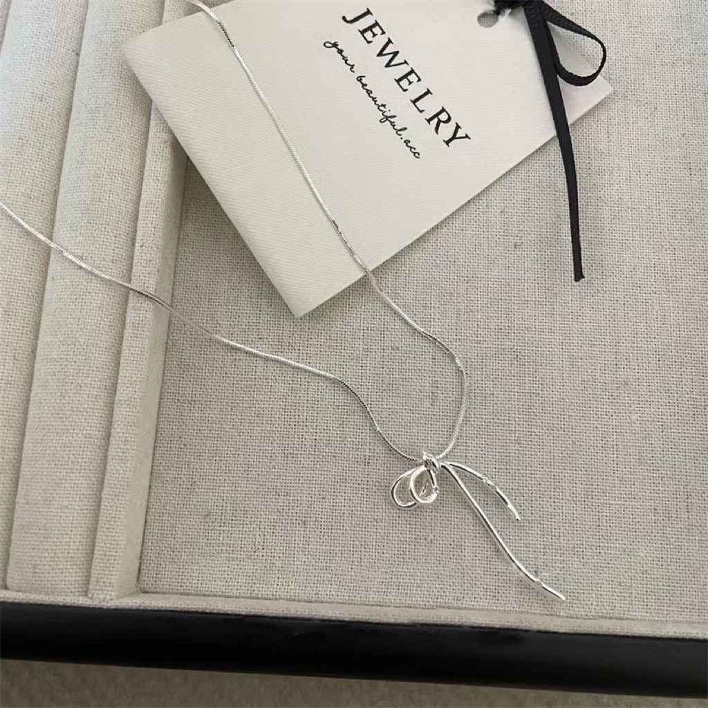 素面蝴蝶結頸鏈