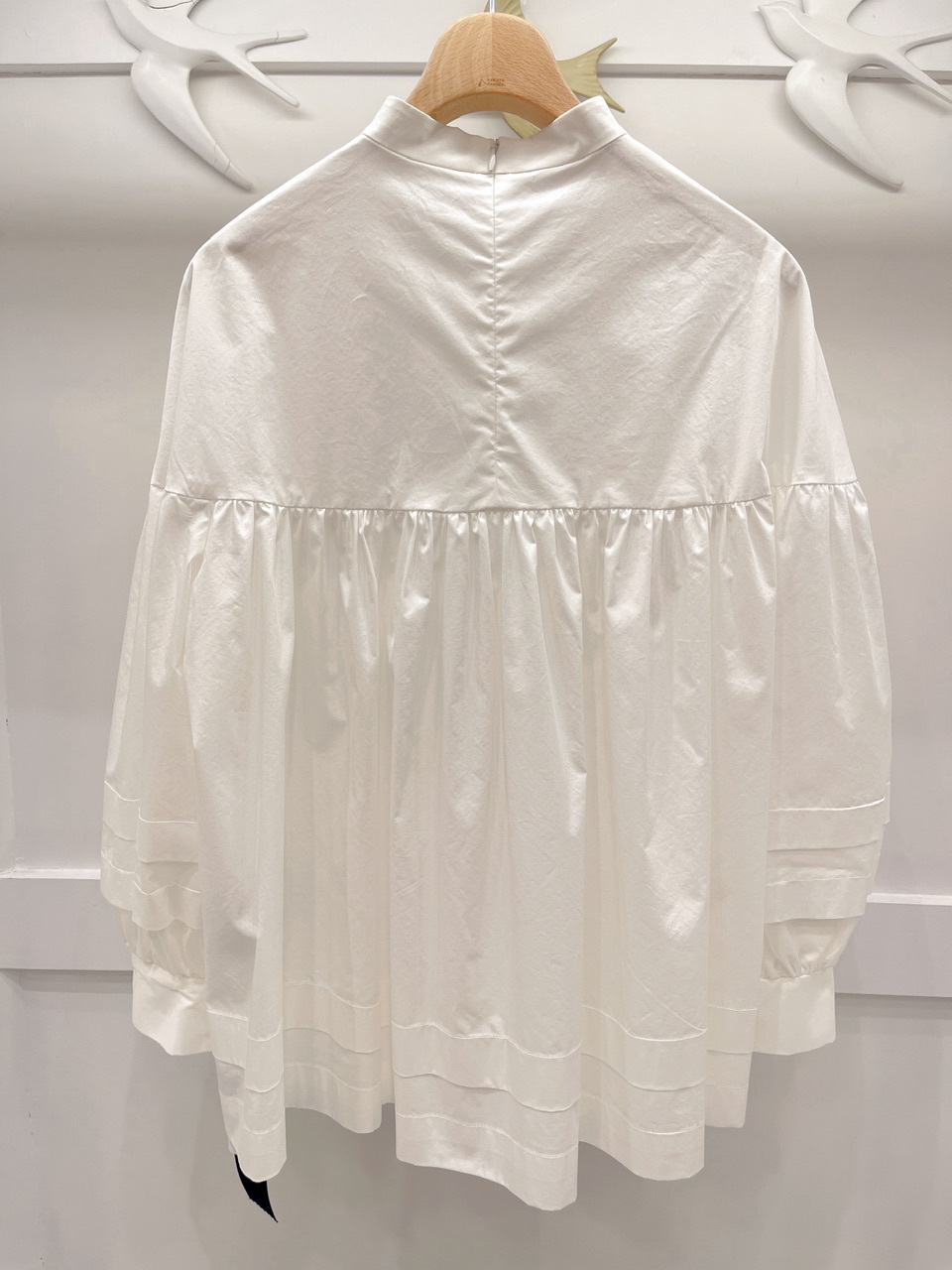 Dolly圓肩蓬袖款白杉