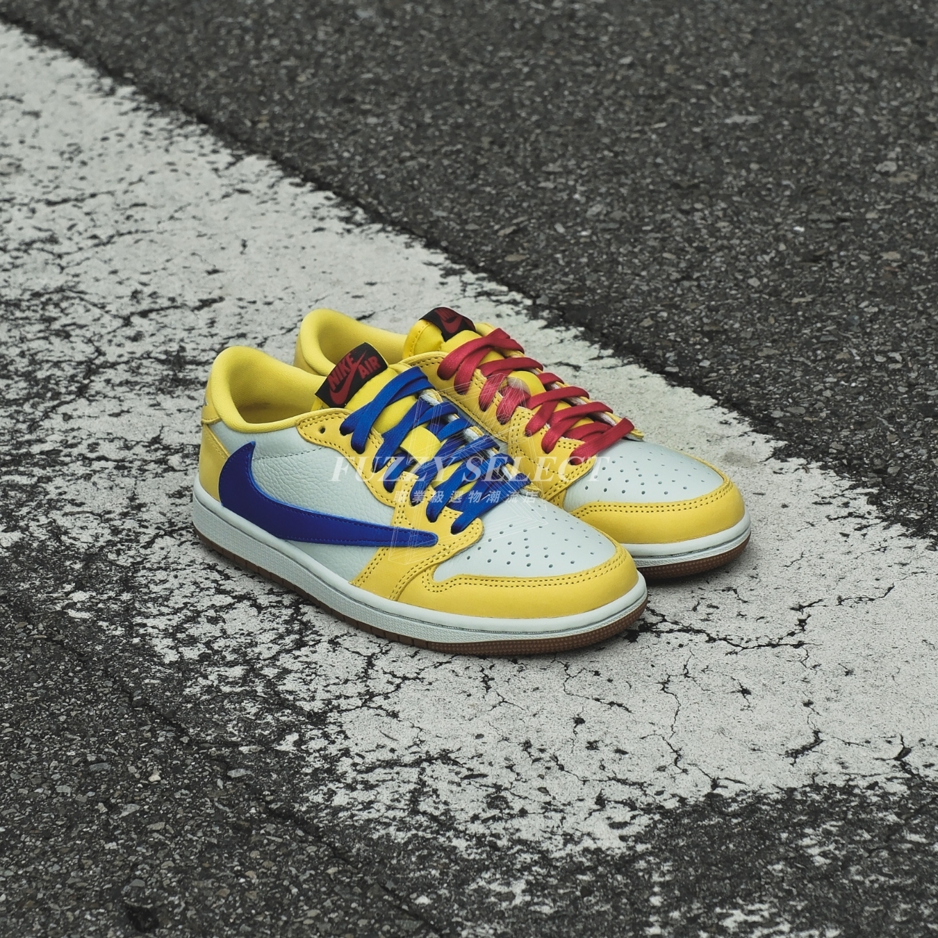 【逢甲FUZZY】Travis Scott x W Air Jordan 1 Low OG "Canary" 藍黃 DZ4137-700