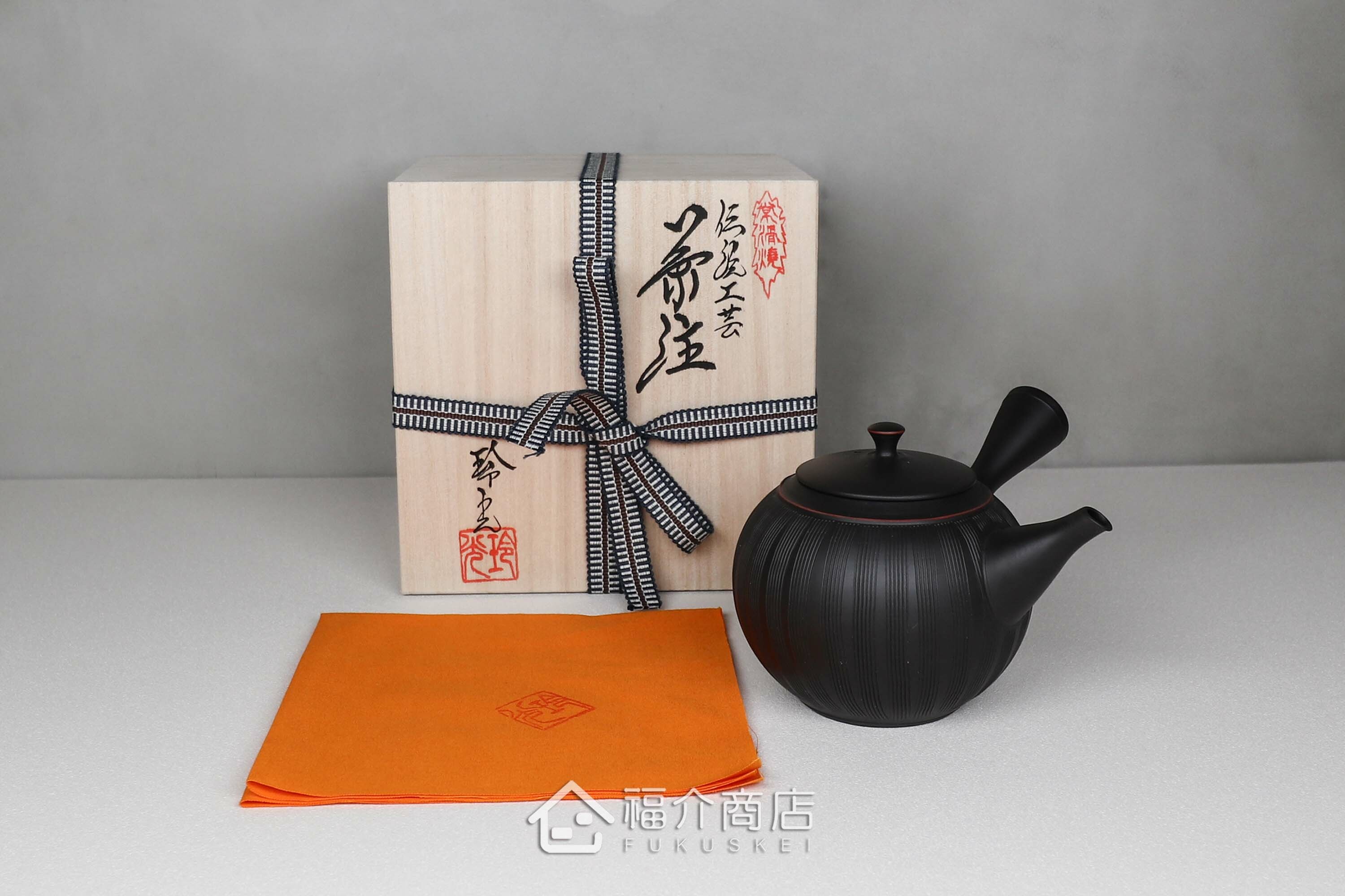 泡茶用的陶瓷材質黑色泡茶壺