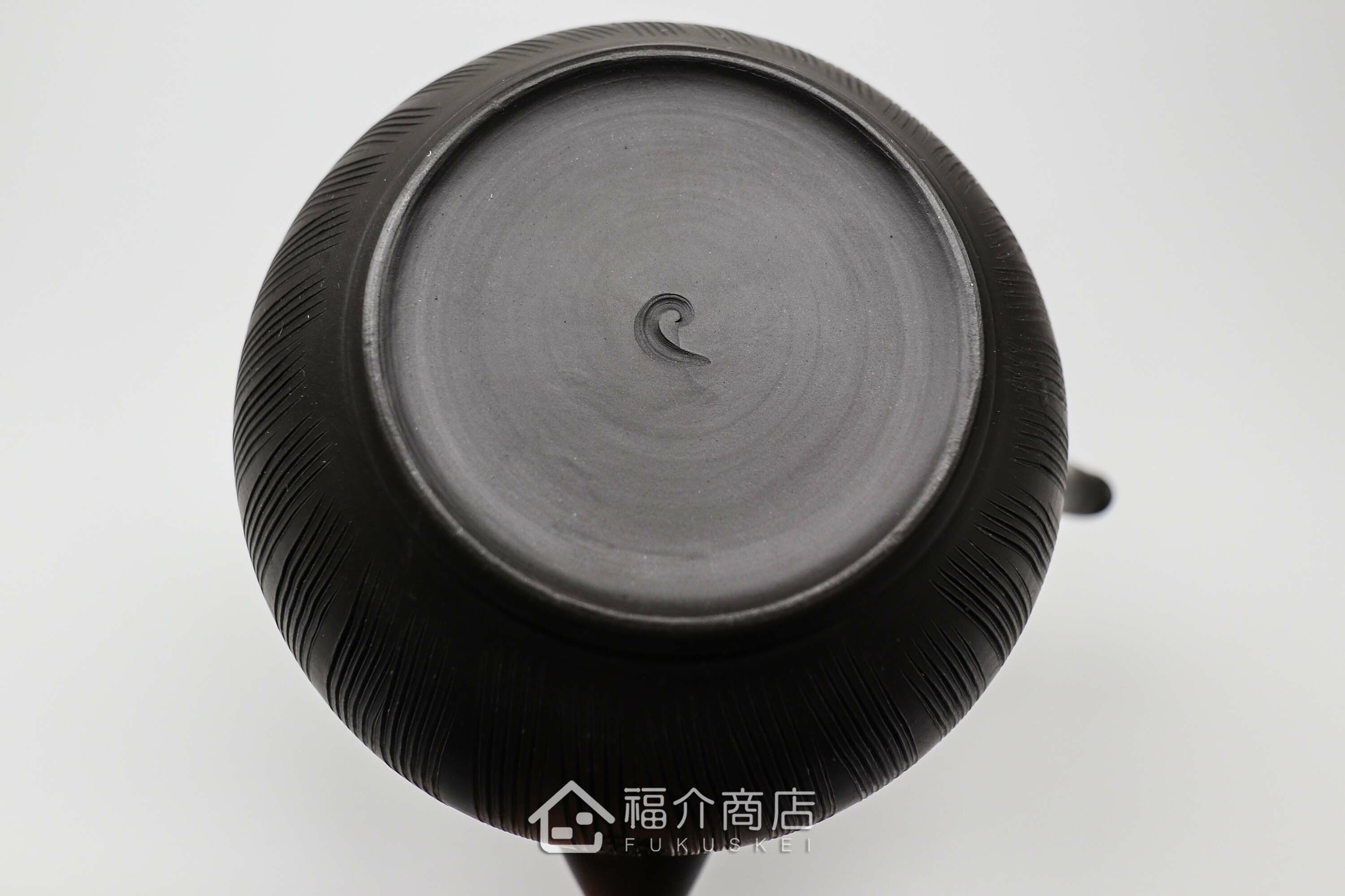 泡茶用的陶瓷材質黑色泡茶壺