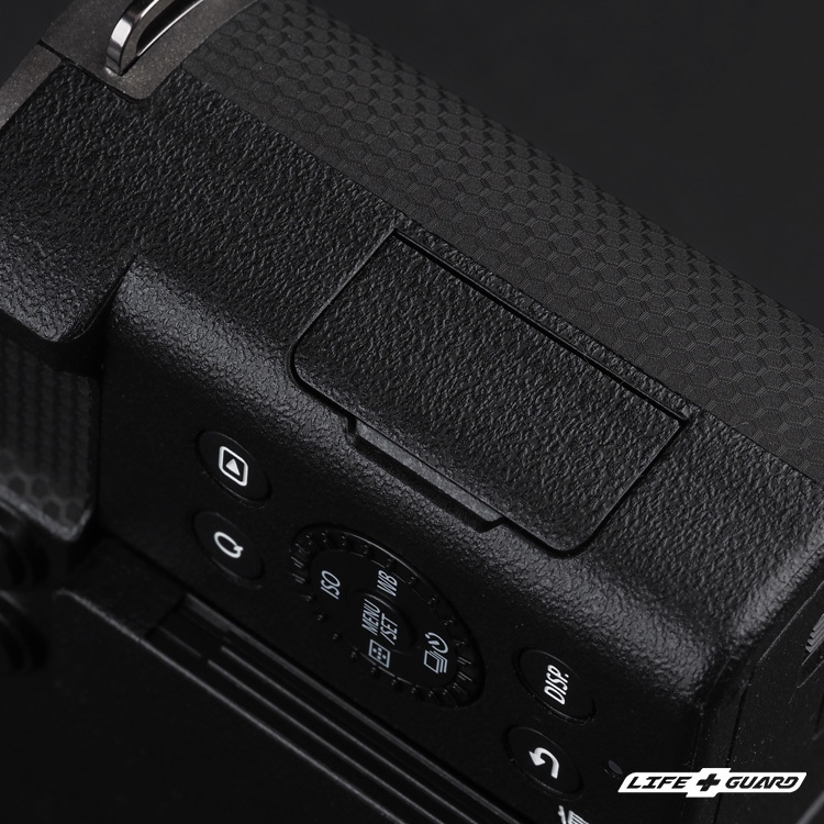 LIFE+GUARD 相機貼膜側面安裝示意，適用 Panasonic LUMIX DC-S9