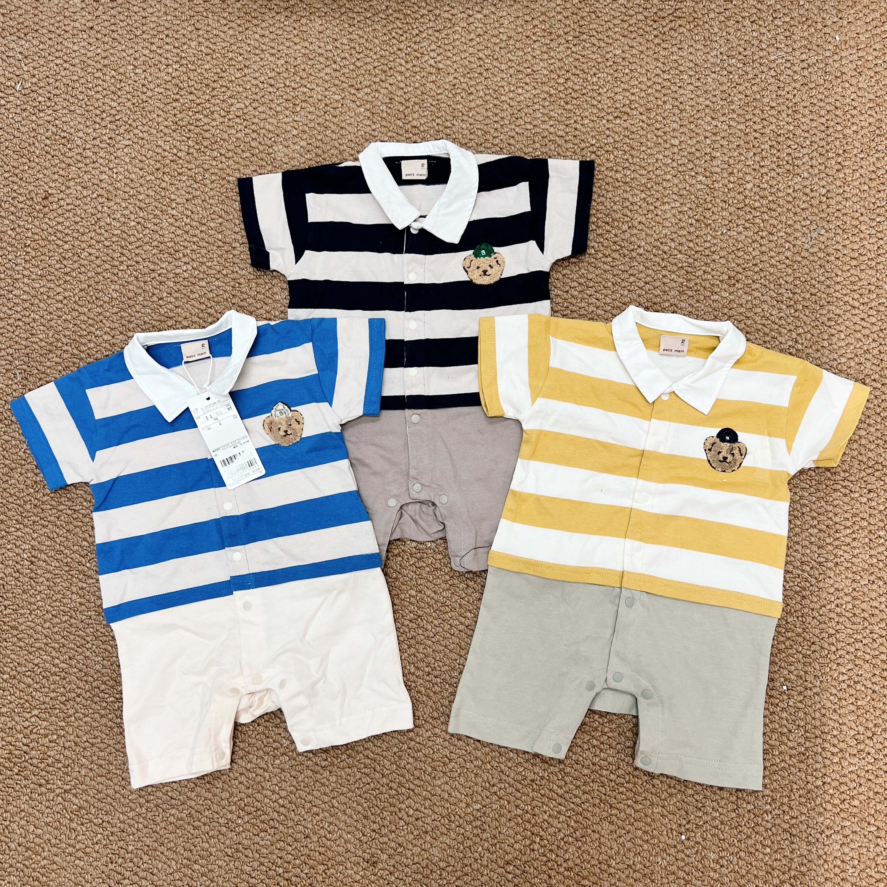 日單 𝐏𝐞𝐭𝐢𝐭 𝐌𝐚𝐢𝐧 熊仔間條爬服 (背面小瑕疵)