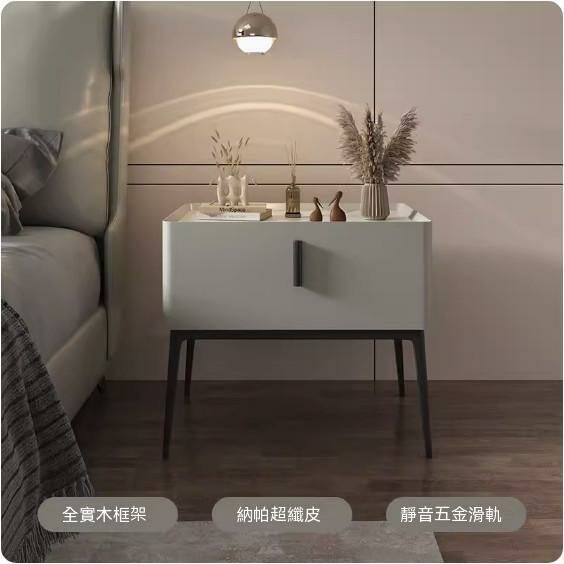 熱推全實木床頭櫃（淺灰色）（尺寸：長40x寬40x高48cm）