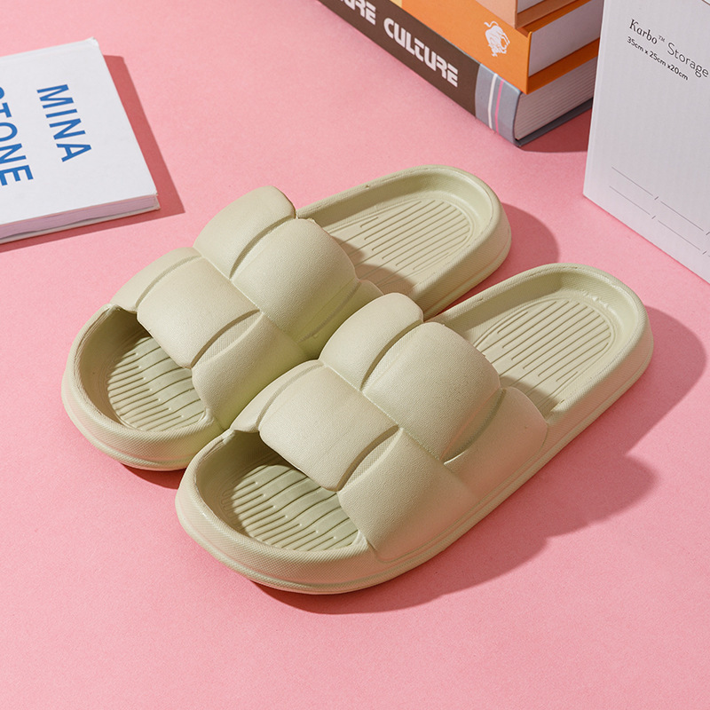 Hot selling home non-slip soft-soled slippers (size 36-40, light green) [please contact customer service to confirm the delivery size after placing the order]