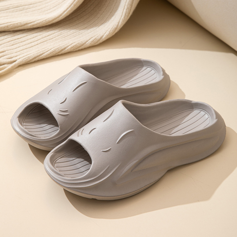 Popular home non-slip soft-soled slippers (40-45 sizes, gray) [please contact customer service to confirm the delivery size after placing the order]