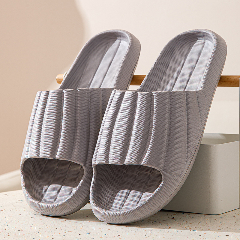 Popular home non-slip soft-soled slippers (40-45 sizes, gray) [please contact customer service to confirm the delivery size after placing the order]