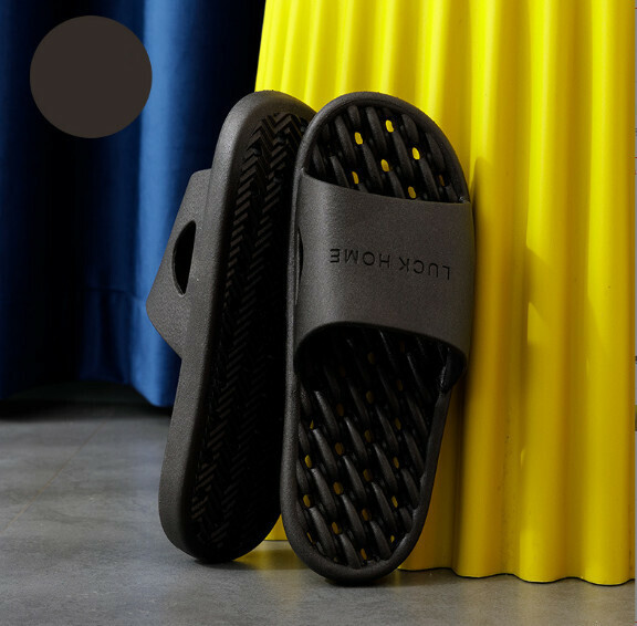 Hot style home hollow leaking pattern slippers (black) [40-45 sizes] [contact customer service after placing the order to confirm the delivery size]