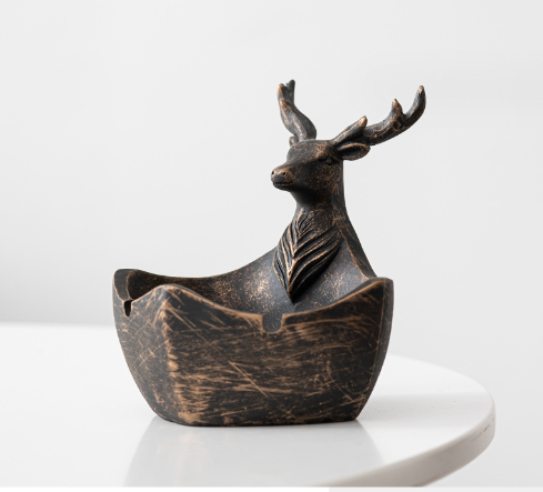 Hot-recommended resin ashtray home furnishings (Nordic elk ashtray---bronze)