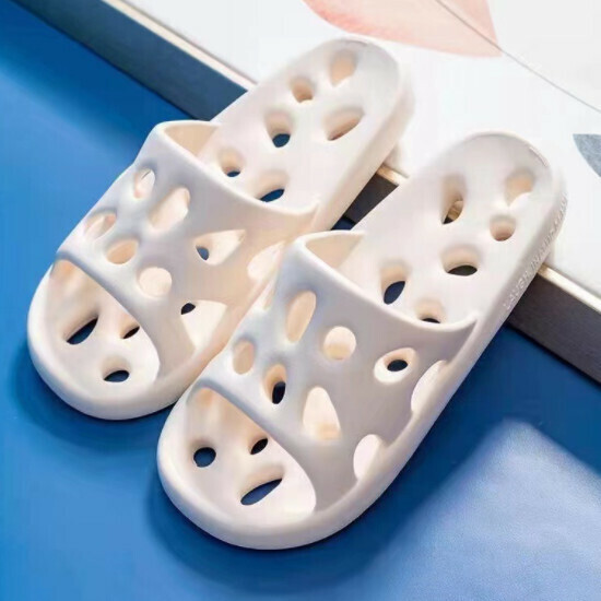 Hot recommended bathroom soft-soled slippers (size 40-45 [white] - leaking) [please contact customer service to confirm the delivery size after placing the order]