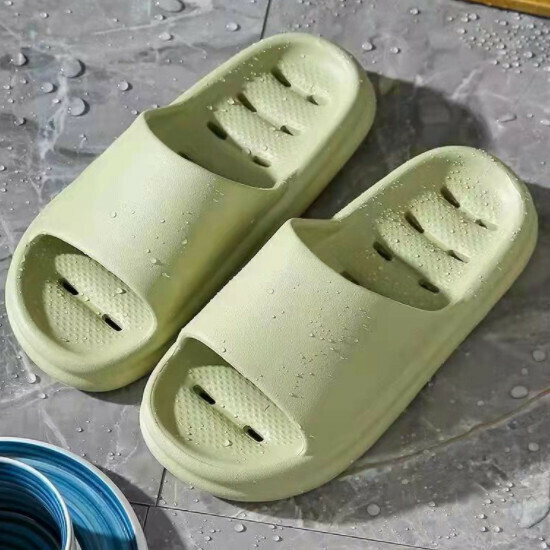 Hotly recommended bathroom soft-soled slippers (size 40-45 [green]-3022) [please contact customer service to confirm the delivery size after placing the order]