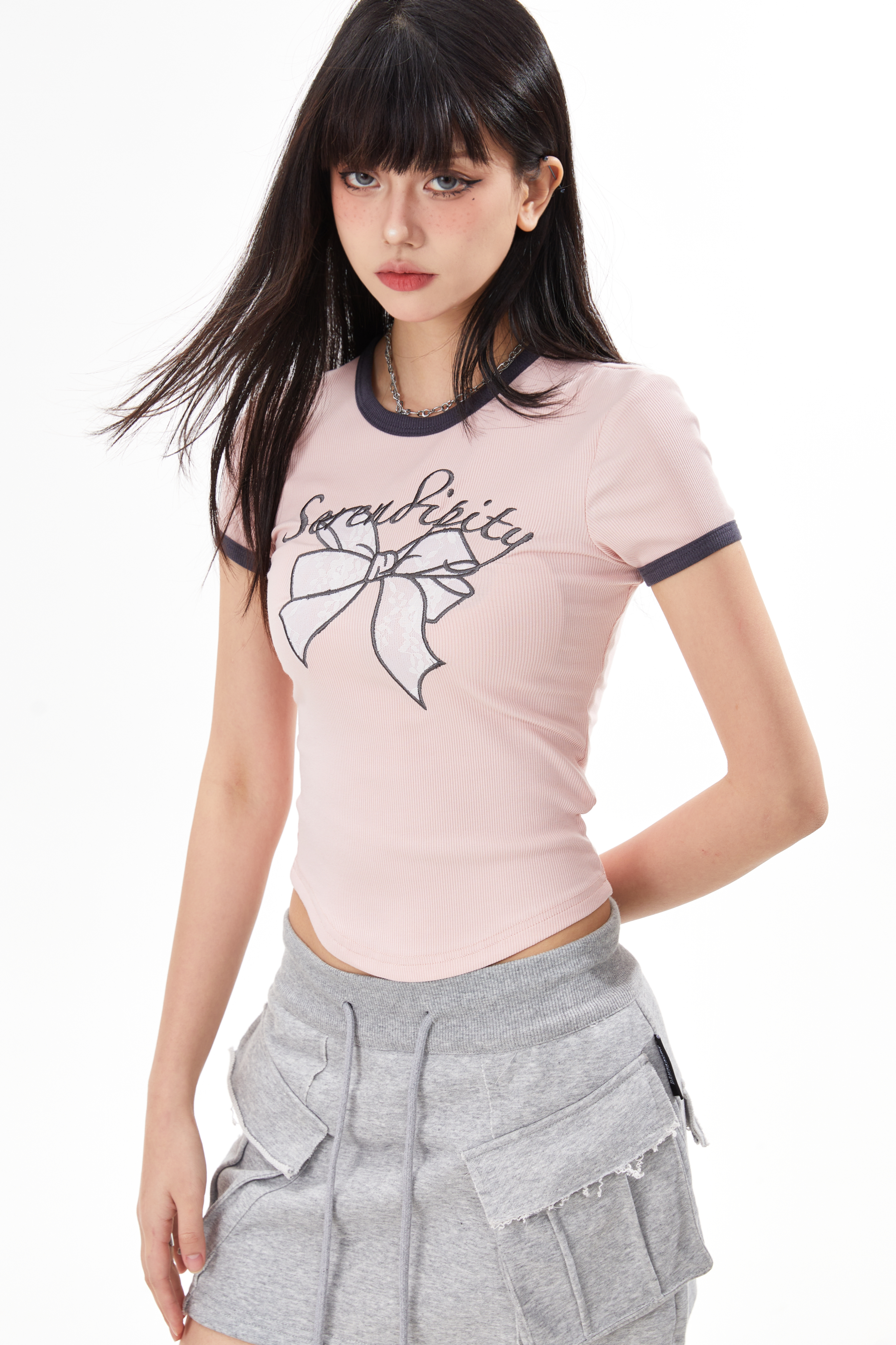 蝴蝶結滾邊短T