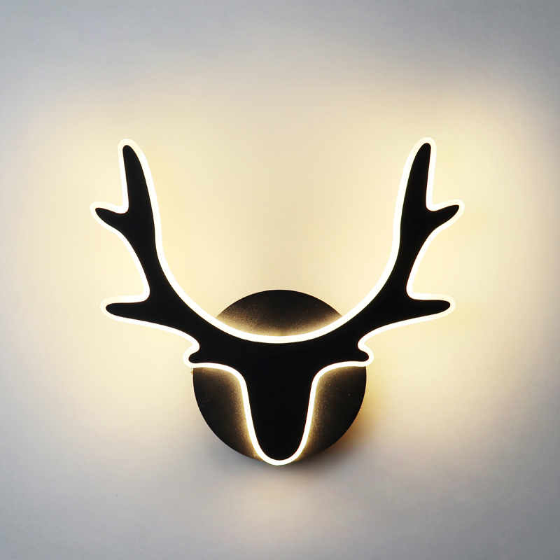 New minimalist wall lamp wall lamp (A model deer head black model - three-color dimming)
