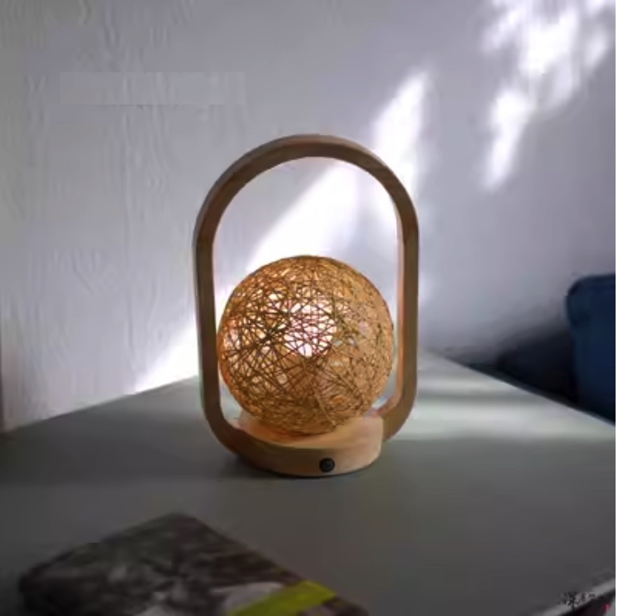 爆款简约现代原木手提灯（麻線藤球丨遙控款暖光丨可充電丨可換燈泡）