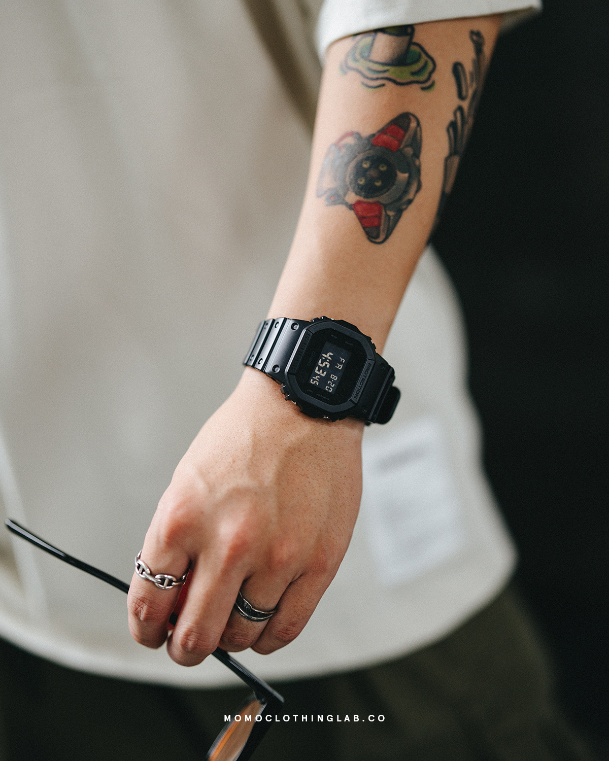 Casio G-shock 經典霧面黑款中性手錶 黑