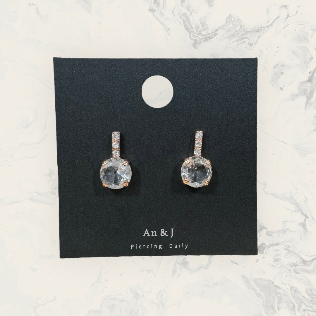 韓國直送-銀針 直排列圓鋯下四爪大圓鋯 鍍14K