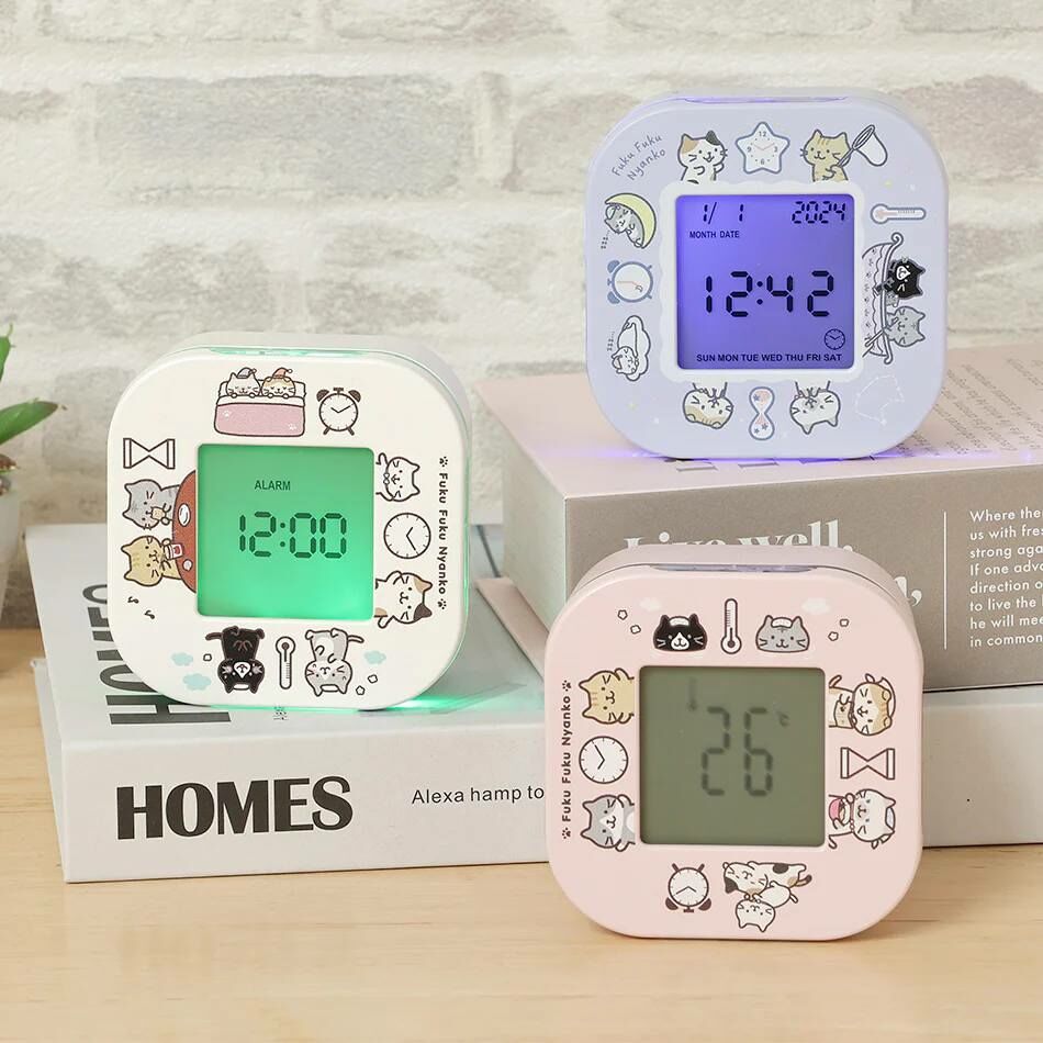 日本🇯🇵Fuku Fuku Nyanko 數位旋轉時鐘⏰