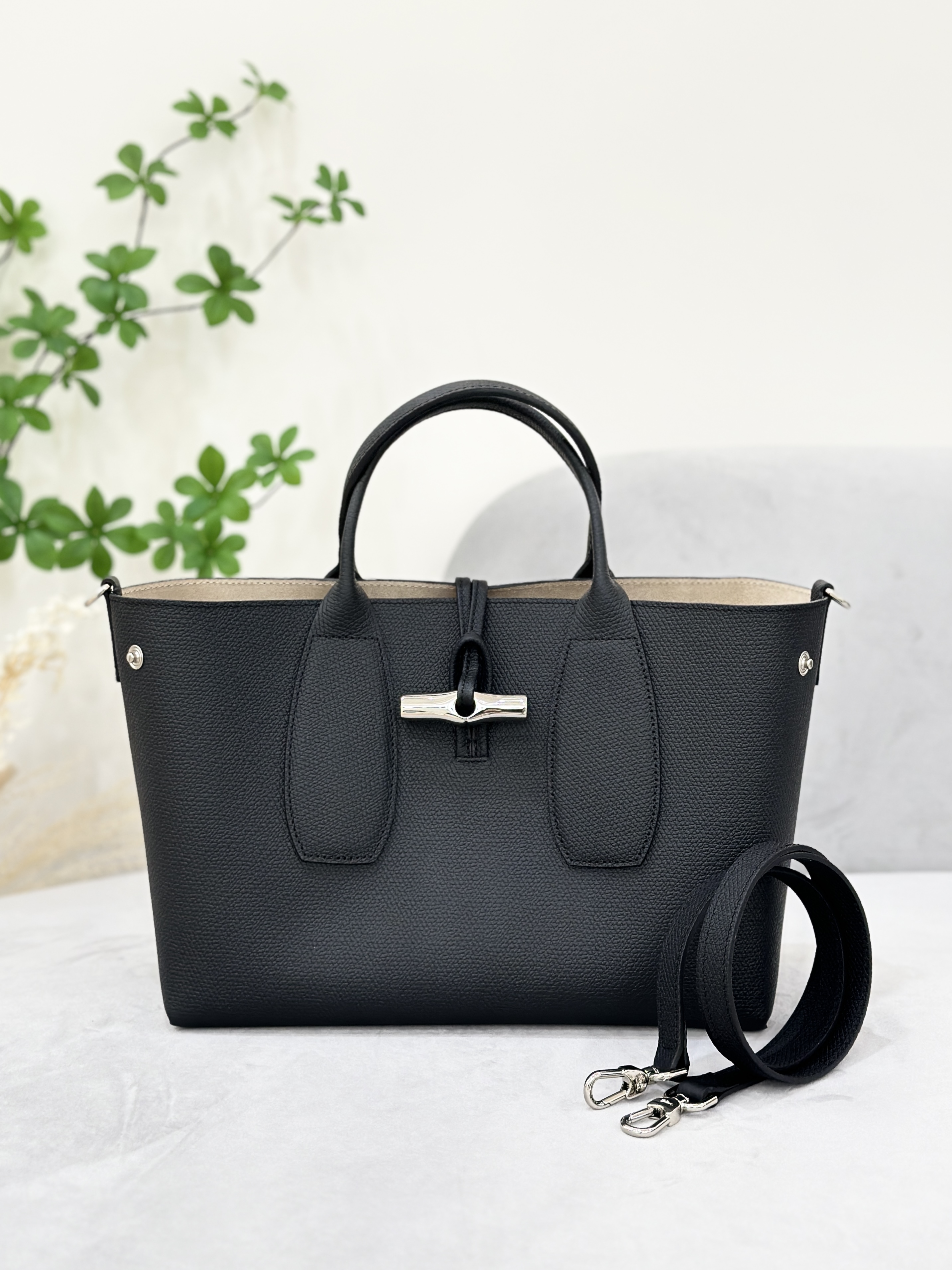 LONGCHAMP Le Roseau M Handbag