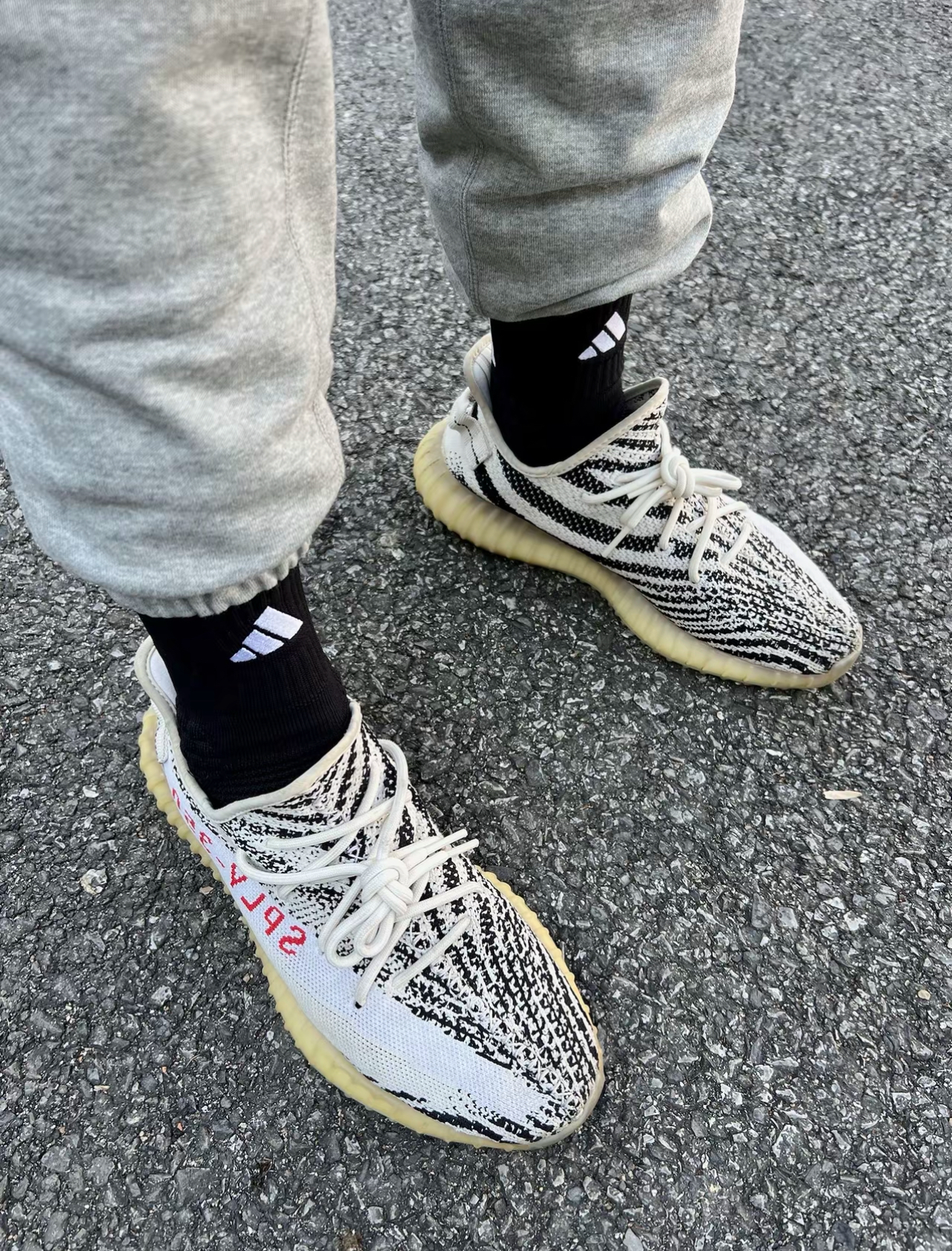 adidas gazelle silver green womens Yeezy Boost 350 V2 'Zebra' 2022/2023  Imperial edge